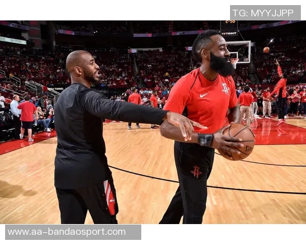 杨毅分析雷霆团结优势称宇宙勇未必是冠军前景明朗